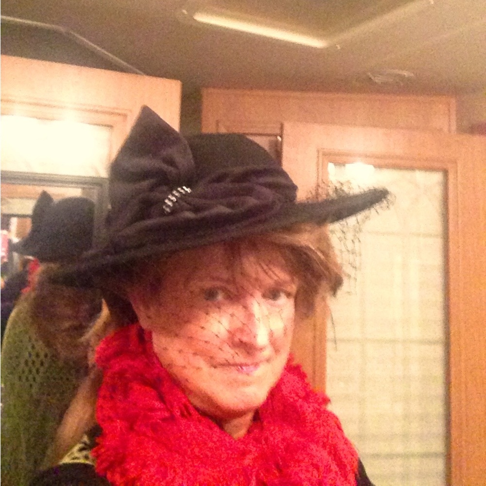 Meet your Posher, Hope